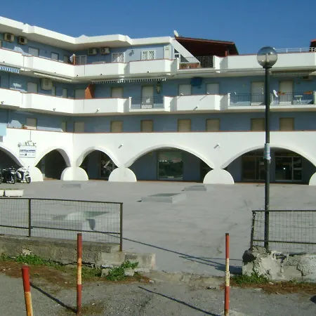 Da Marina アパート *
